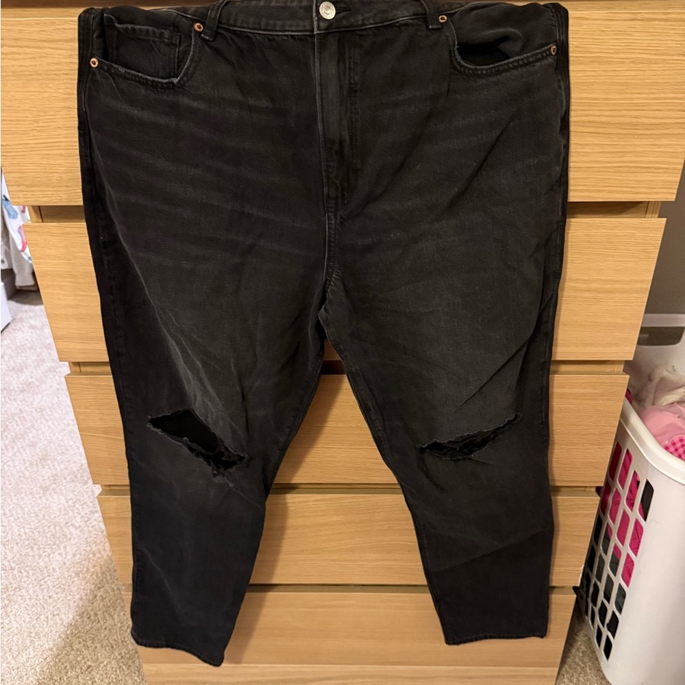 American eagle mom jeans